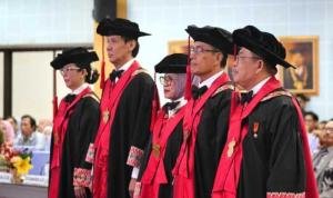 5 Guru Besar Fakultas Hukum Unhas Dikukuhkan sebagai Anggota Dewan Profesor, Ini Harapan Prof JJ