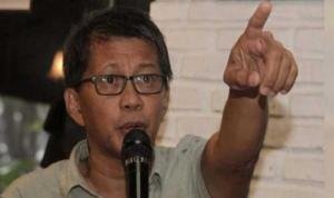 Terus Dicaci, Rocky Gerung Minta Syahganda Pulihkan Nama Baiknya, Merasa Tidak Dibela Terus Dicaci, Rocky Gerung Minta Syahganda Pulihkan Nama Baiknya, Merasa Tidak Dibela