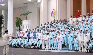 Presiden Prabowo Serahkan Bonus Atlet Asian Games, Peraih Emas Perorangan Terima Rp3 Miliar Presiden Prabowo Serahkan Bonus Atlet Asian Games, Peraih Emas Perorangan Terima Rp3 Miliar