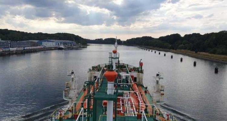 Hanya 6 Negara yang Diizinkan Iran Melintasi Selat Hormuz, Bagaimana Indonesia? 