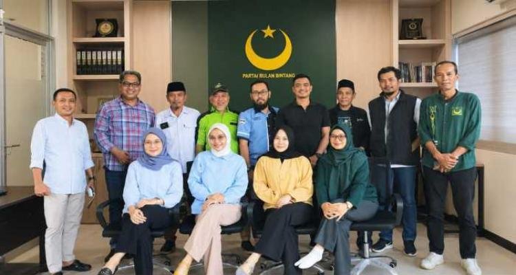 Terima SK Kepengurusan dari Anak Yusril Ihza Mahendra, PBB Sulsel Langsung Gas Poll