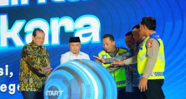 Kapolri Luncurkan STNK Digital dan Pembayaran Tilang Terintegrasi