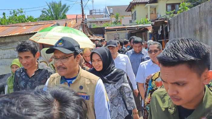 Kunjungi Makassar, Mensos Saifullah Yusuf Upayakan Nayla Dapat Rumah yang Layak
