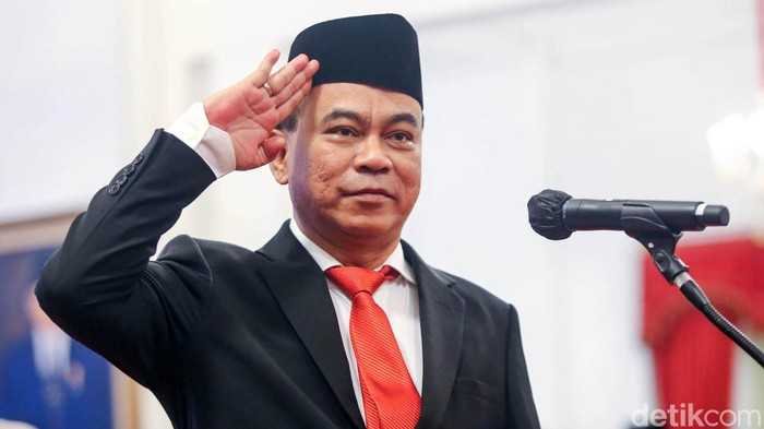 Mantan Menkop Budi Arie Sebut Nama Ayu Ting Ting Dalam Sambutannya  