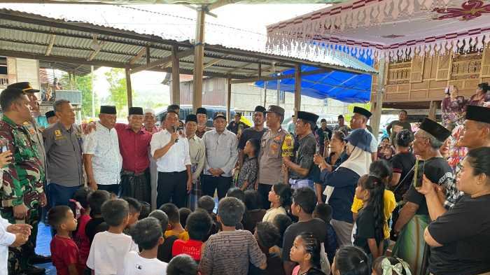Panen Padi Berhasil, Warga Buae Gelar Tradisi Mappadendang, Bupati Hadir