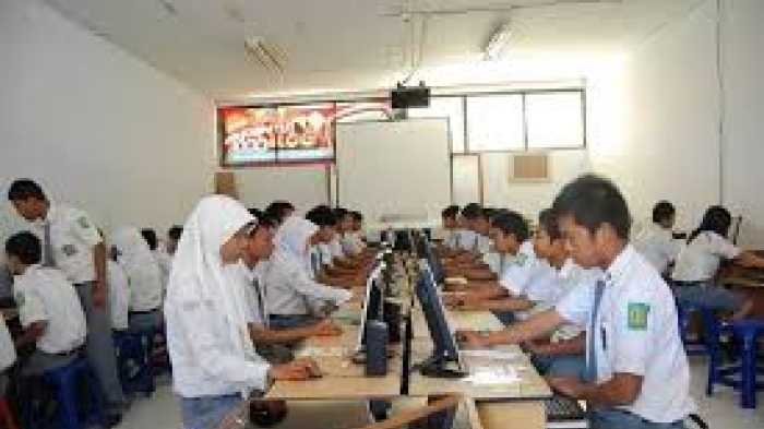 Menurut Pakar, 3 Jurusan SMK Ini Sudah Tidak Relevan dengan Dunia Kerja Mulai 2026