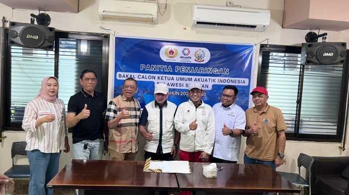 Amirullah Nur Jadi Calon Pertama yang Kembalikan Formulir Pendaftaran Akuatik Sulsel