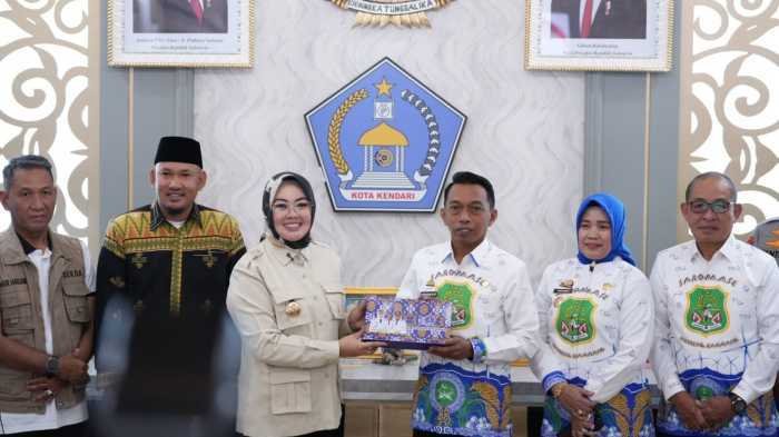 Bupati dan Wabup Bertemu Perantau Asal Sidrap di Kendari