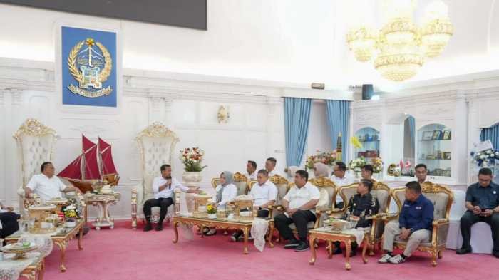 Menteri LH Ingatkan Risiko Kebakaran TPA Selama El Nino, Pemda Diminta Perkuat Mitigasi